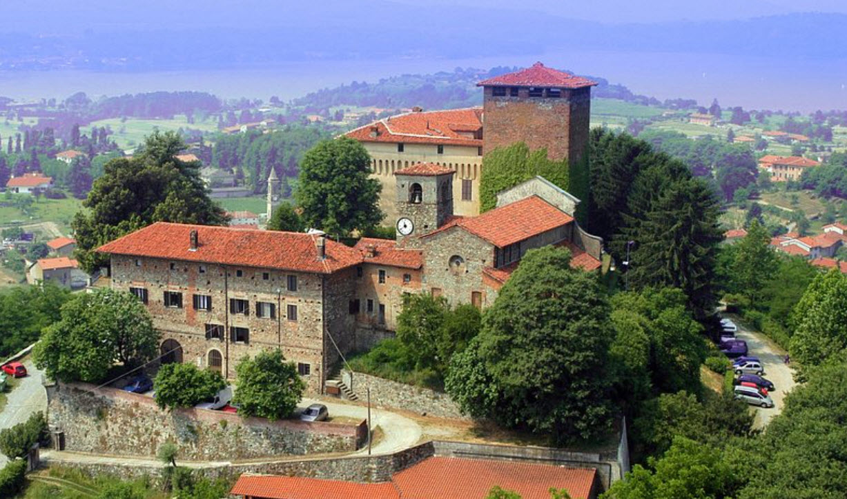 Castello di Roppolo, Italy